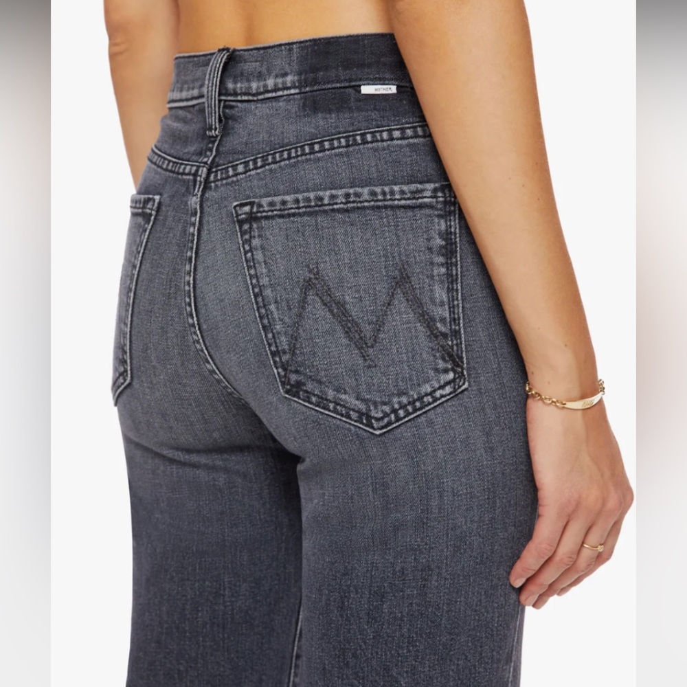 MOTHER
Outta Sight The Rambler Zip Flood Women’s Jeans